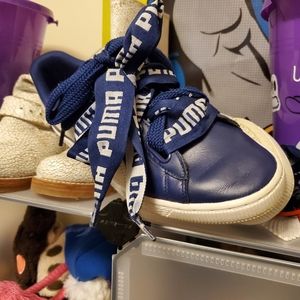 Puma womans sneakers